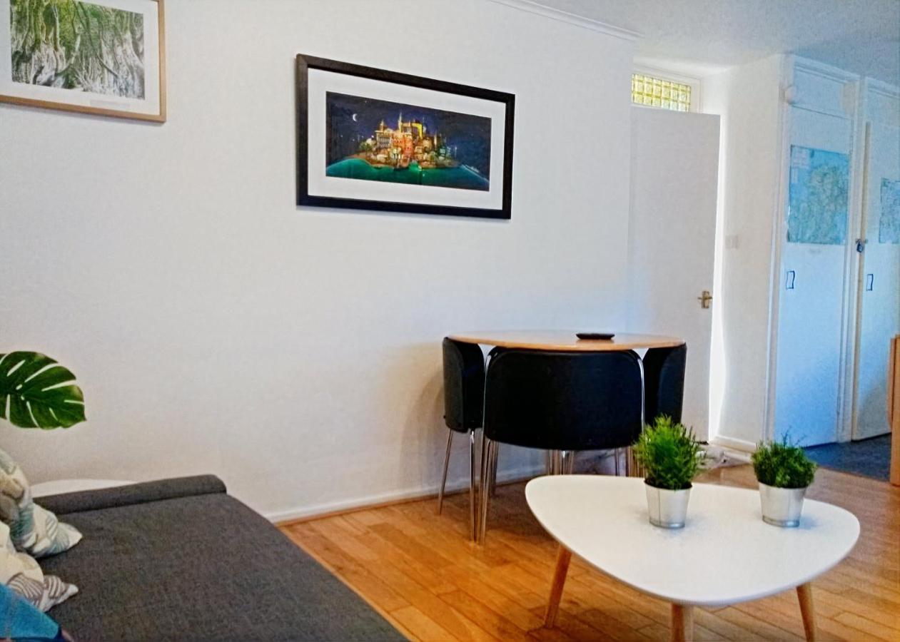 Very Central Location- Free Parking - 2 Bedrooms Μπέλφαστ Εξωτερικό φωτογραφία