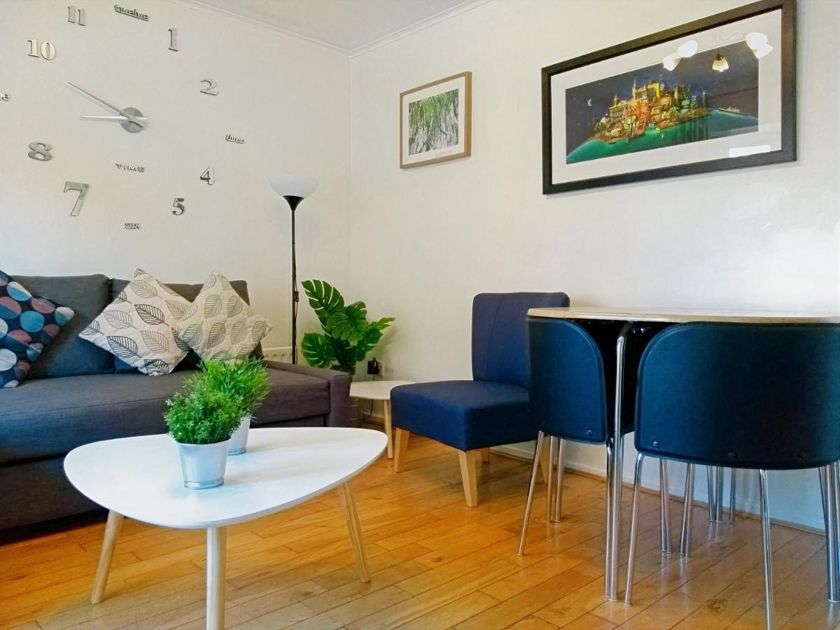 Very Central Location- Free Parking - 2 Bedrooms Μπέλφαστ Εξωτερικό φωτογραφία
