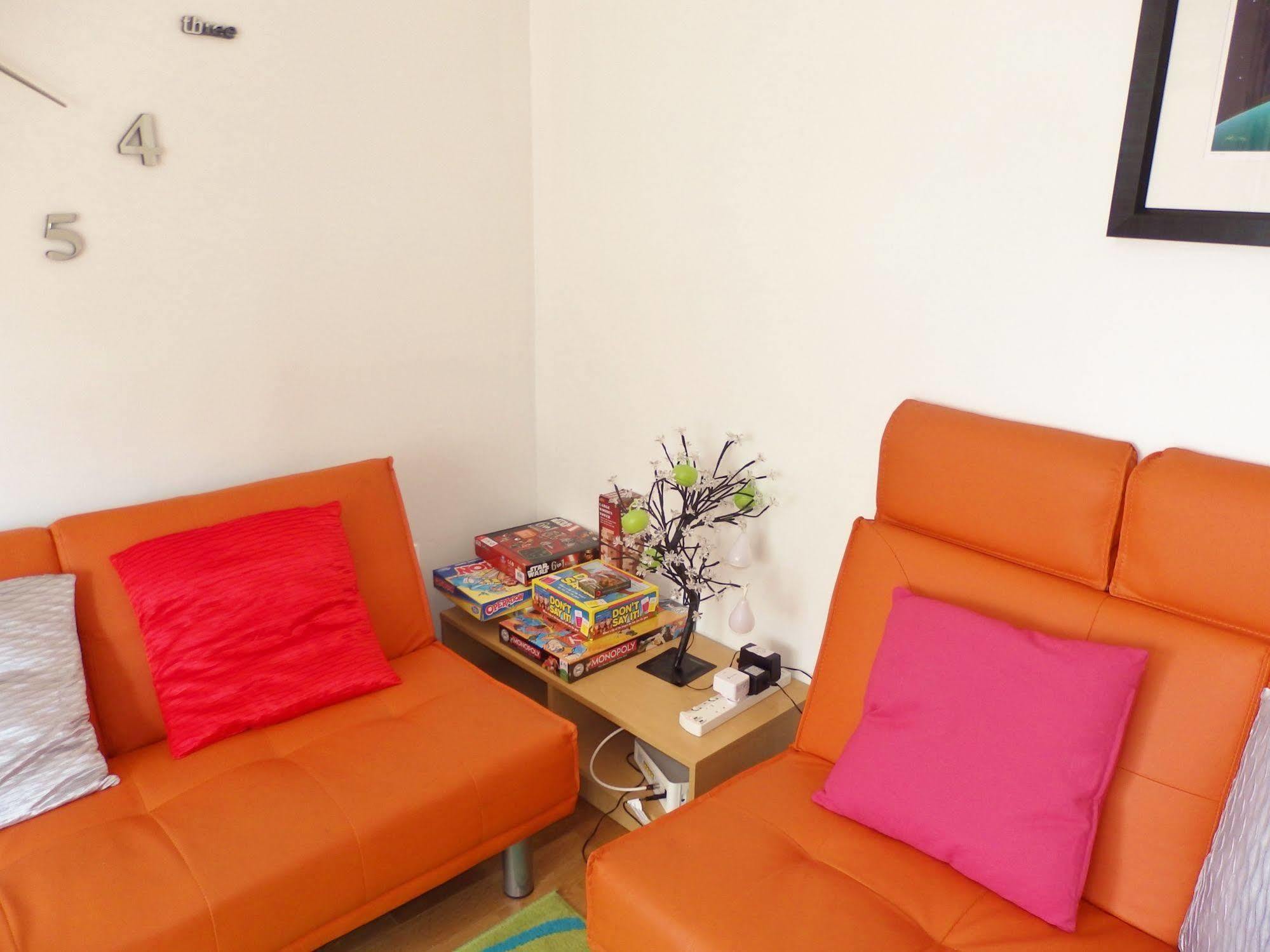 Very Central Location- Free Parking - 2 Bedrooms Μπέλφαστ Εξωτερικό φωτογραφία