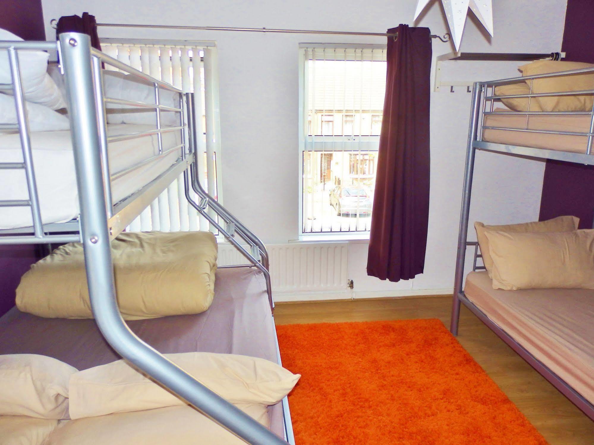 Very Central Location- Free Parking - 2 Bedrooms Μπέλφαστ Εξωτερικό φωτογραφία