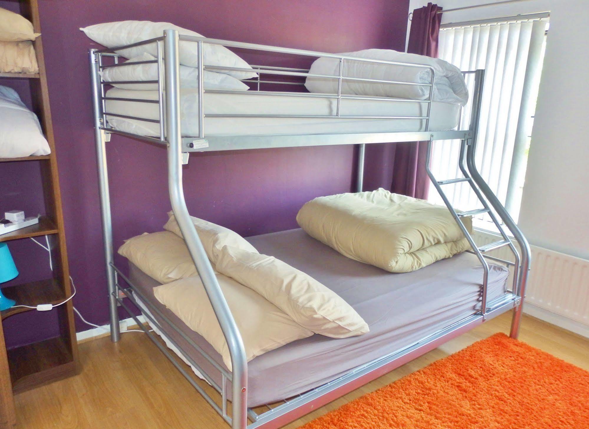 Very Central Location- Free Parking - 2 Bedrooms Μπέλφαστ Εξωτερικό φωτογραφία