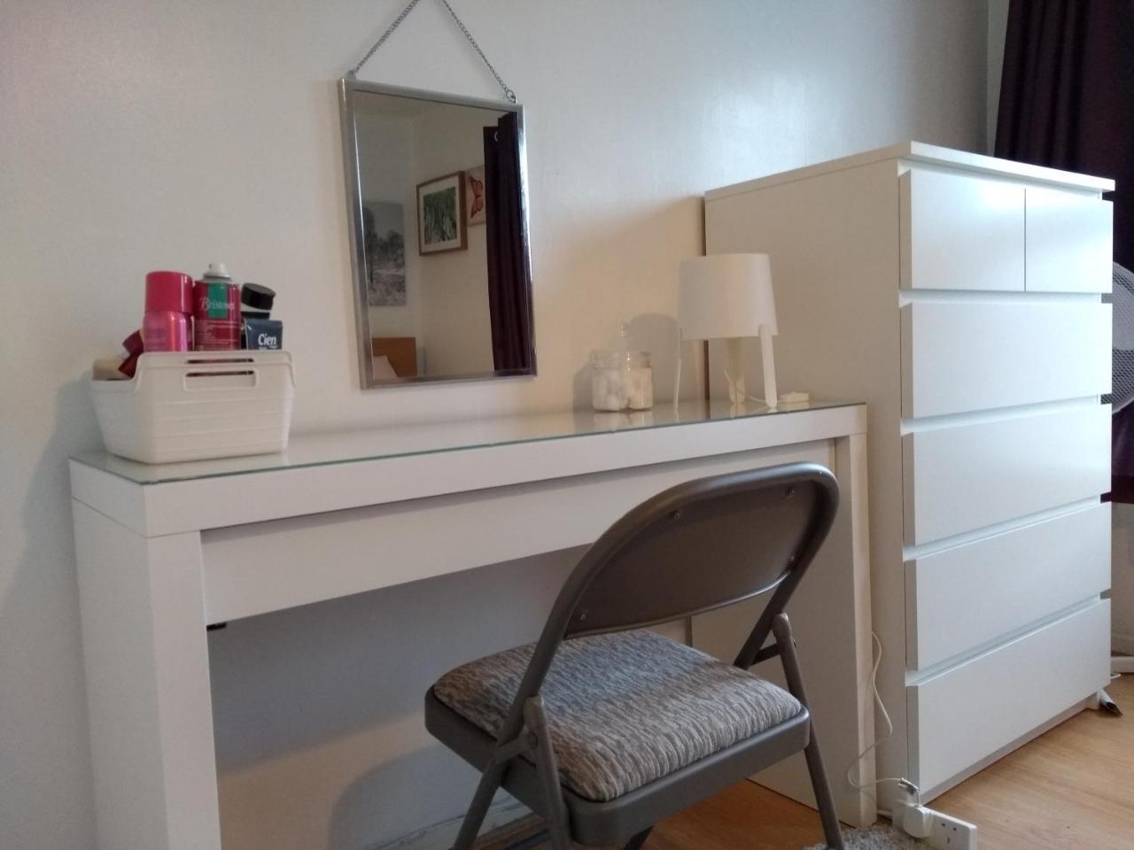 Very Central Location- Free Parking - 2 Bedrooms Μπέλφαστ Εξωτερικό φωτογραφία