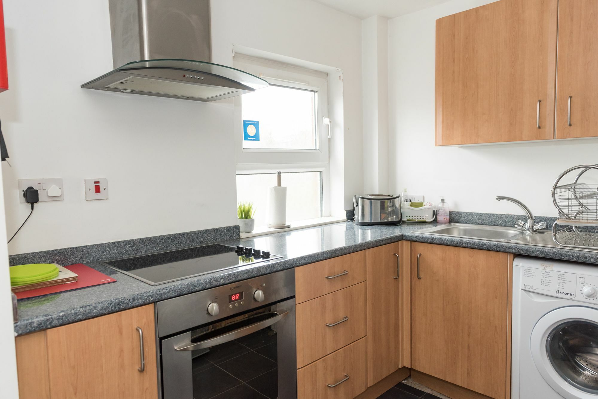 Very Central Location- Free Parking - 2 Bedrooms Μπέλφαστ Εξωτερικό φωτογραφία
