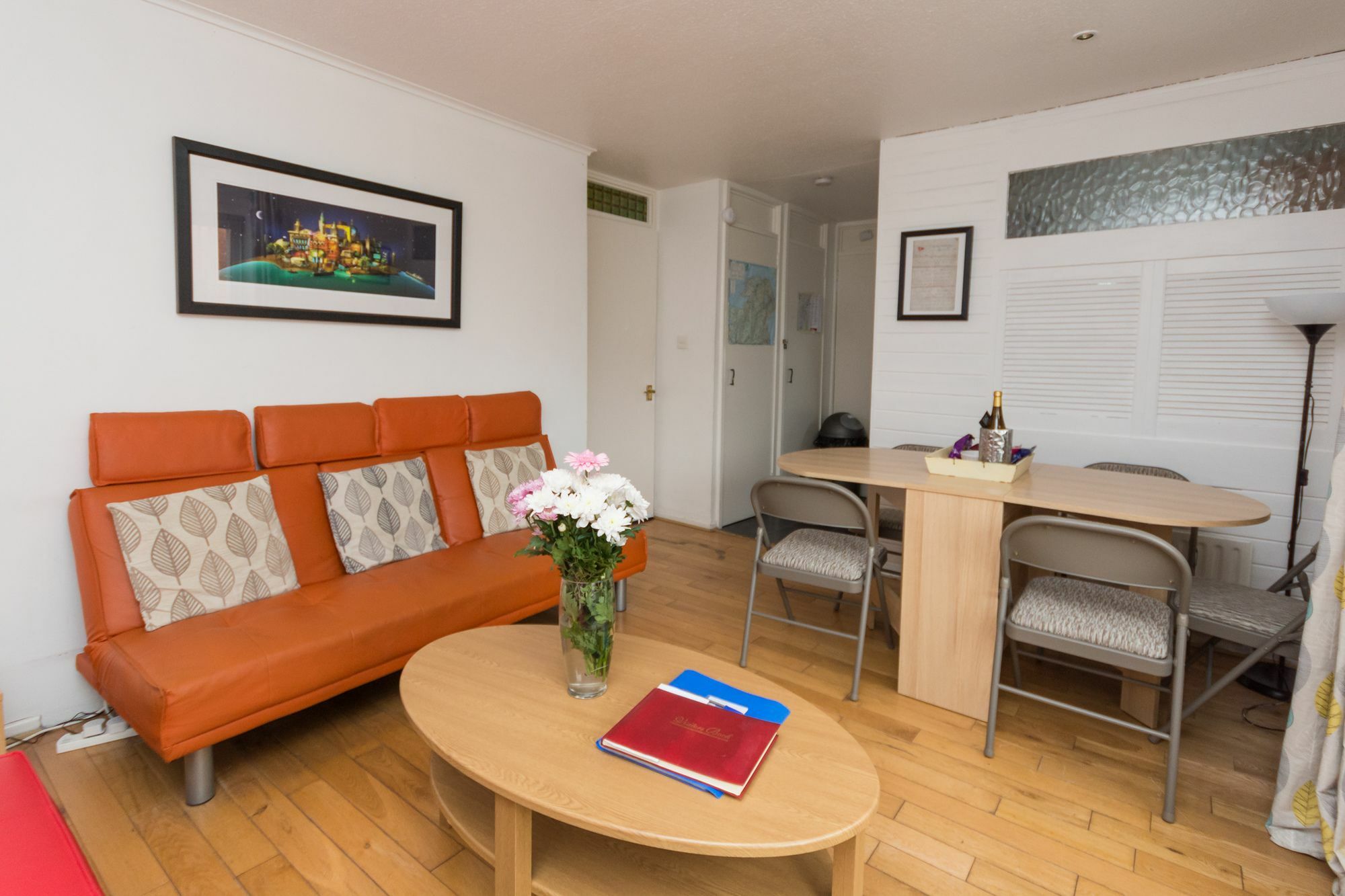 Very Central Location- Free Parking - 2 Bedrooms Μπέλφαστ Εξωτερικό φωτογραφία