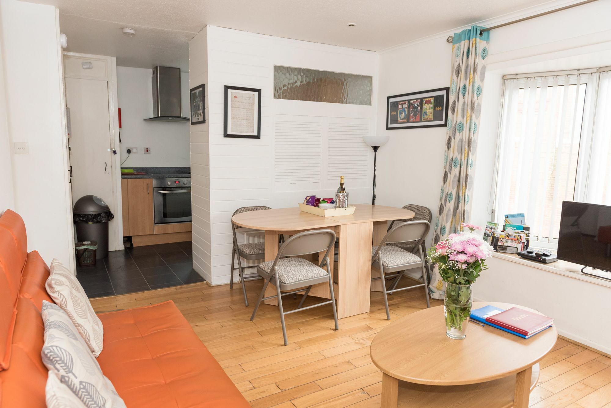 Very Central Location- Free Parking - 2 Bedrooms Μπέλφαστ Εξωτερικό φωτογραφία