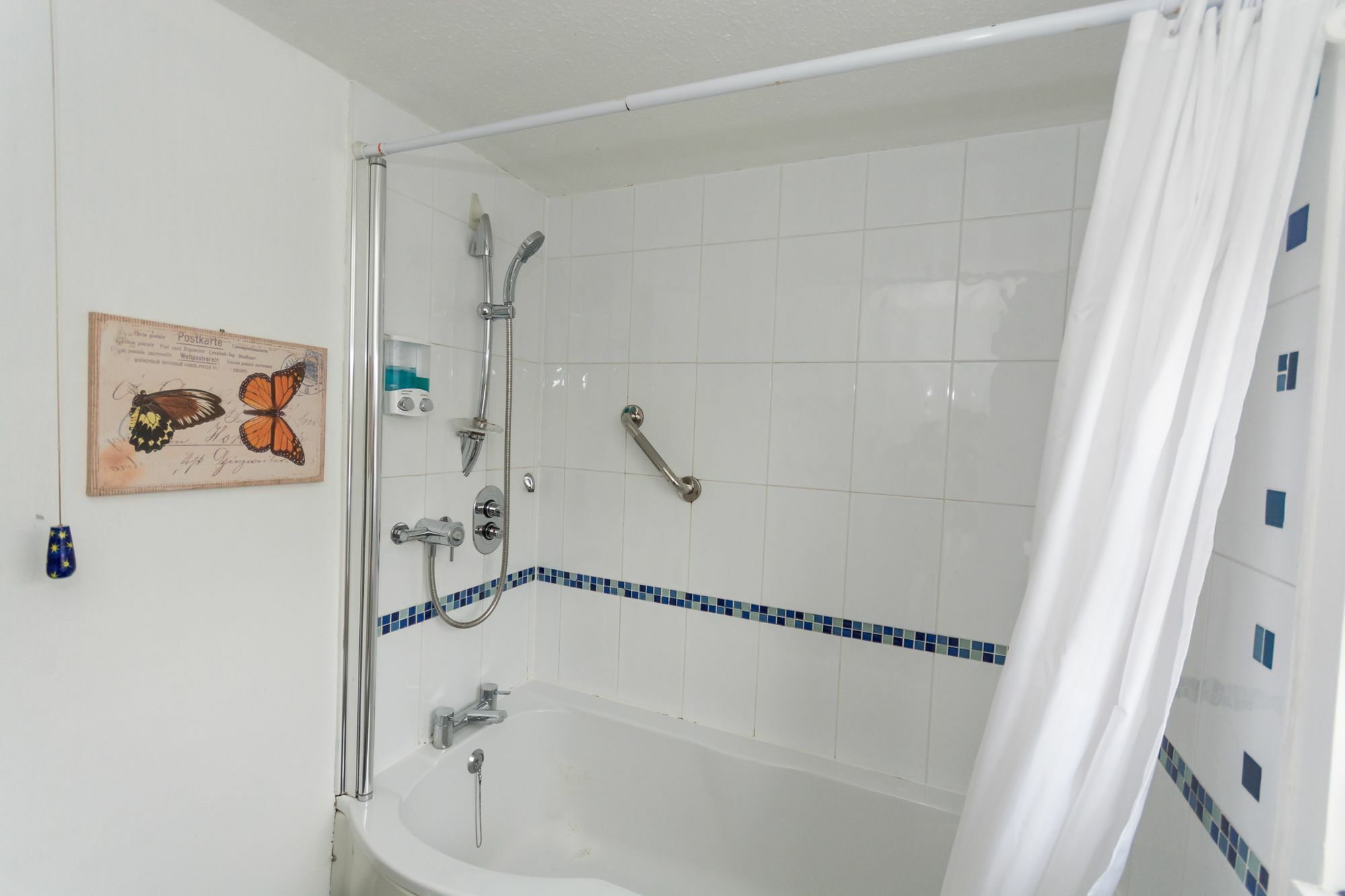 Very Central Location- Free Parking - 2 Bedrooms Μπέλφαστ Εξωτερικό φωτογραφία